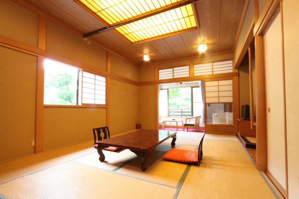 Hotel Yanagiya Chichibu Exterior foto